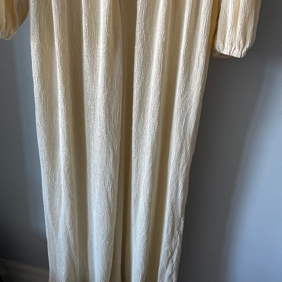 Ivory Bohemian Crinkle Dress - Picture 3 of 5
